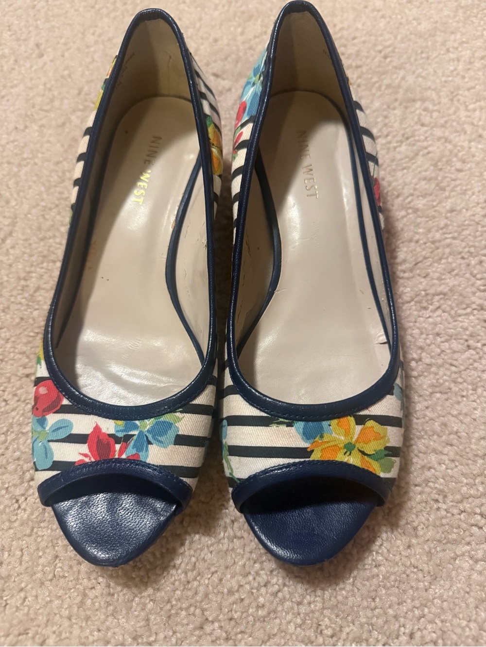 Nine West Cherry & Floral Stripe Peep Toe Wedge Heels Size 6.5